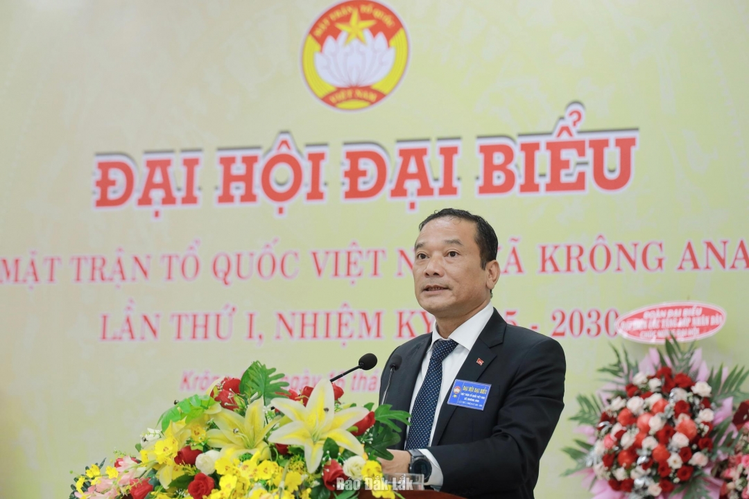 Phó Bí thư Tỉnh ủy, Chủ tịch Ủy ban MTTQ Việt Nam tỉnh Y Giang Gry Niê Knơng