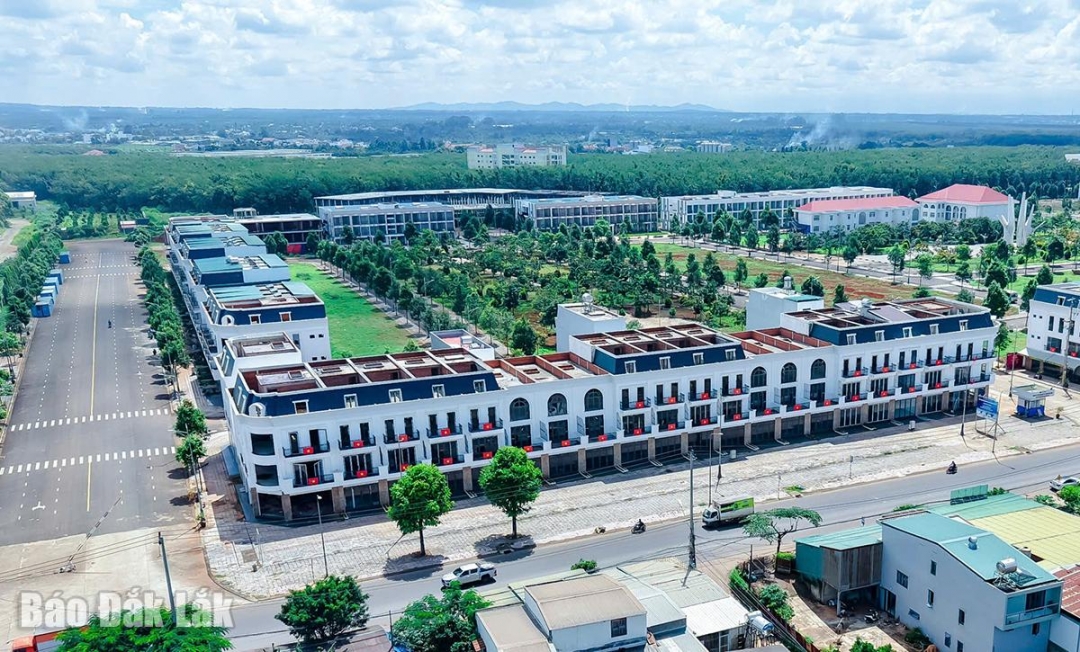 Dự án Khu dân cư Hà Huy Tập, phường Tân An (Khu đô thị Ân Phú) đang được triển khai với 330 căn nhà ở xã hội.