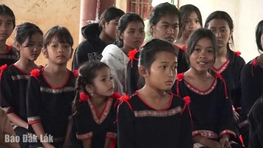 Xã Krông Búk: Tổ chức lớp truyền dạy đánh chiêng và nhạc cụ dân tộc Xã Krông Búk: Tổ chức lớp truyền dạy đánh chiêng và nhạc cụ dân tộc