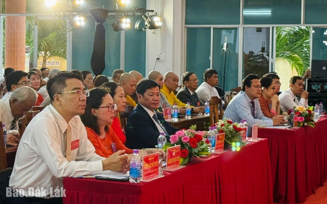 Đại biểu tham dự đại hội.