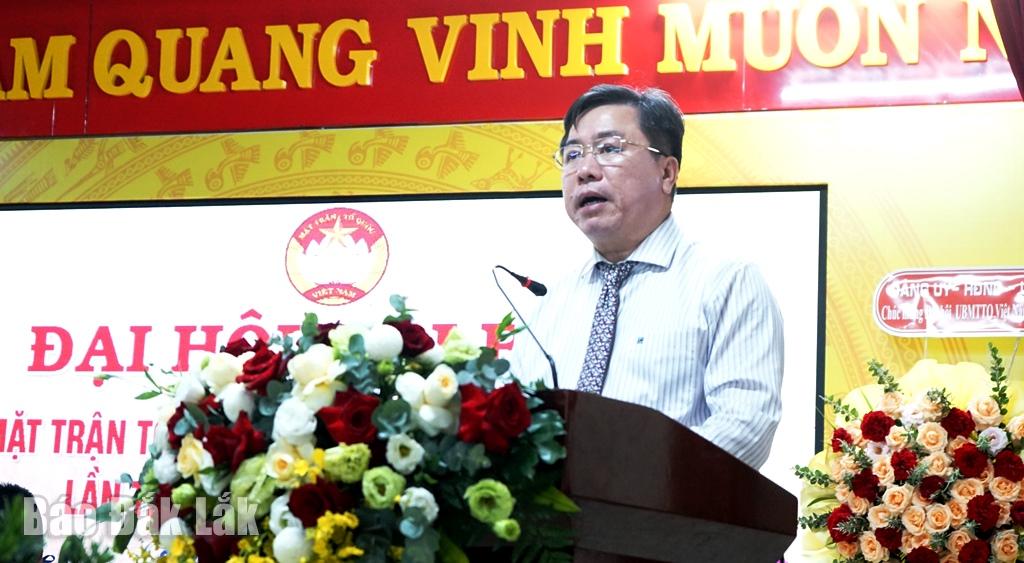 Phó Chủ tịch Thường trực Ủy ban MTTQ Việt Nam tỉnh Trần Hữu Thế phát biểu chỉ đạo tại đại hội