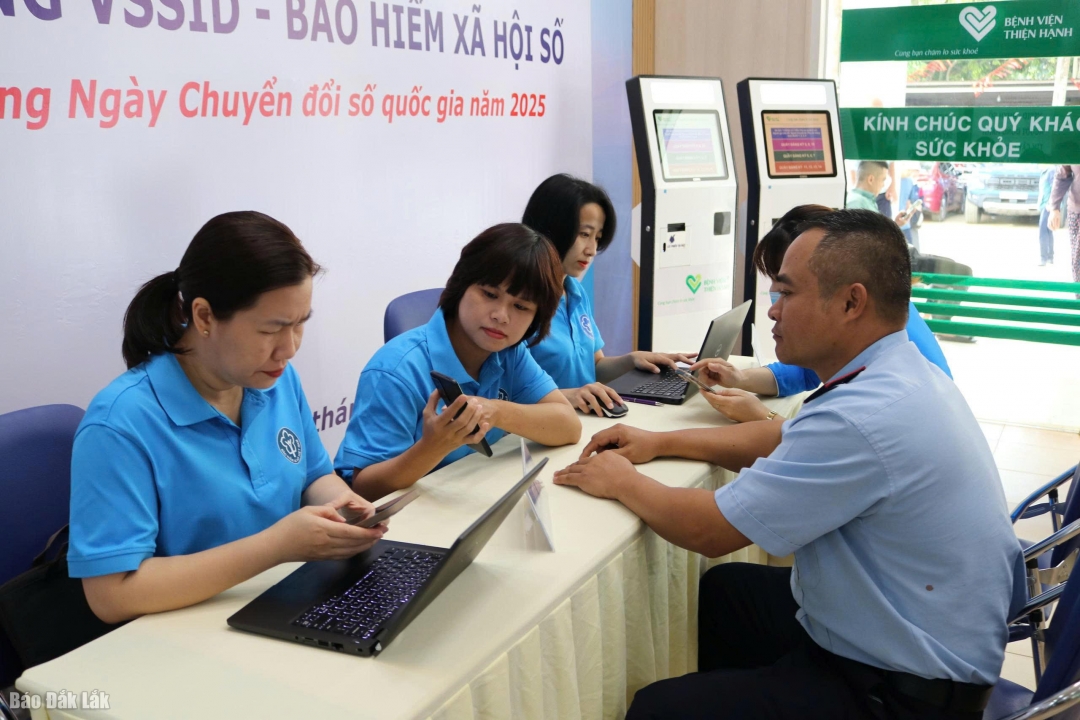 Nhân viên Hướng dẫn nnBệnh viên Đa khoa Thiện Hạnh 