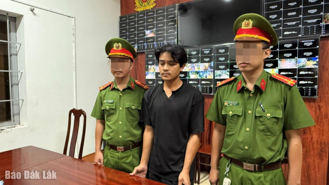đối tượng  bị bắt giữ.