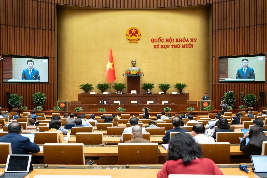 Toàn cảnh phiên họp toàn thể ở hội trường. Ảnh: quochoi.vn