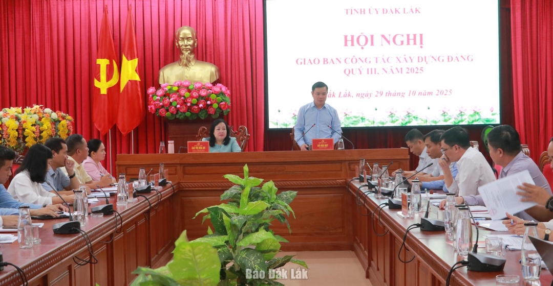 Quang cảnh hội nghị.