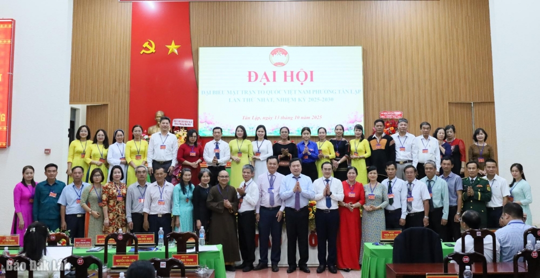 Ủy ban MTTQ Việt Nam phường Tân Lập khóa I, nhiệm kỳ 2025 – 2030 ra mắt đại hội.
