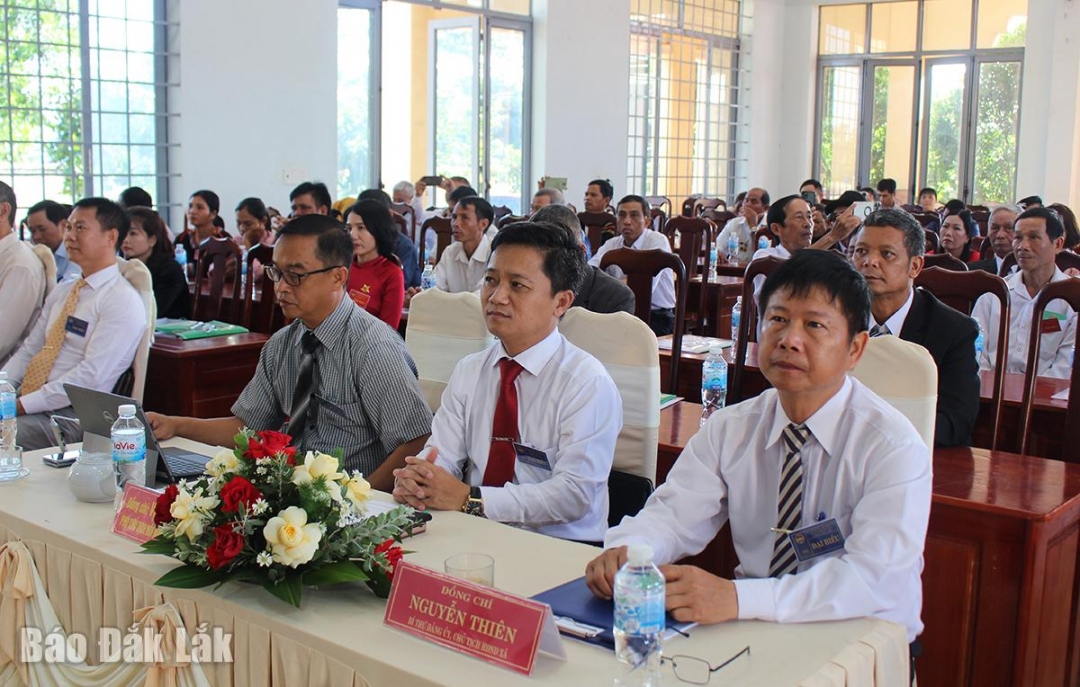 Các đại biểu dự đại hội. 