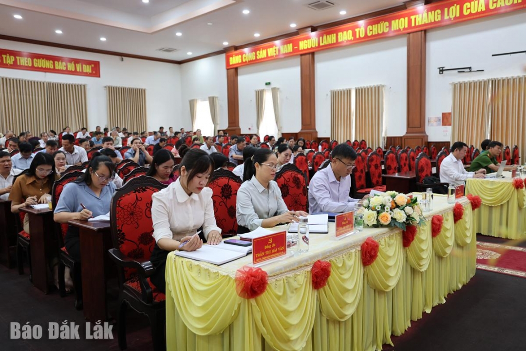 Đại biểu dự hội nghị.