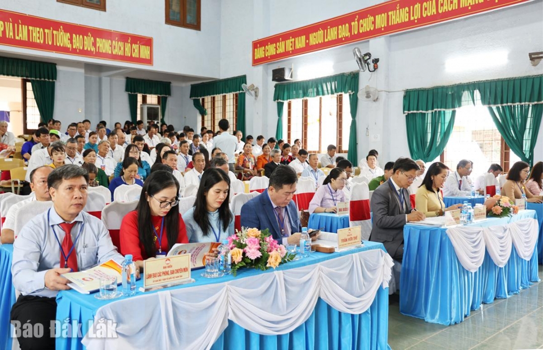 Đại biểu dự đại hội.
