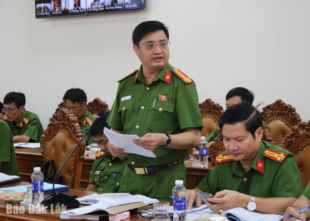 Thượng tá Kiều Mạnh Hùng, Trưởng phòng Cảnh sát điều tra tội phạm về ma túy thảo luận một số nội dung liên quan đến dự thảo Luật Phòng, chống ma túy (sửa đổi).