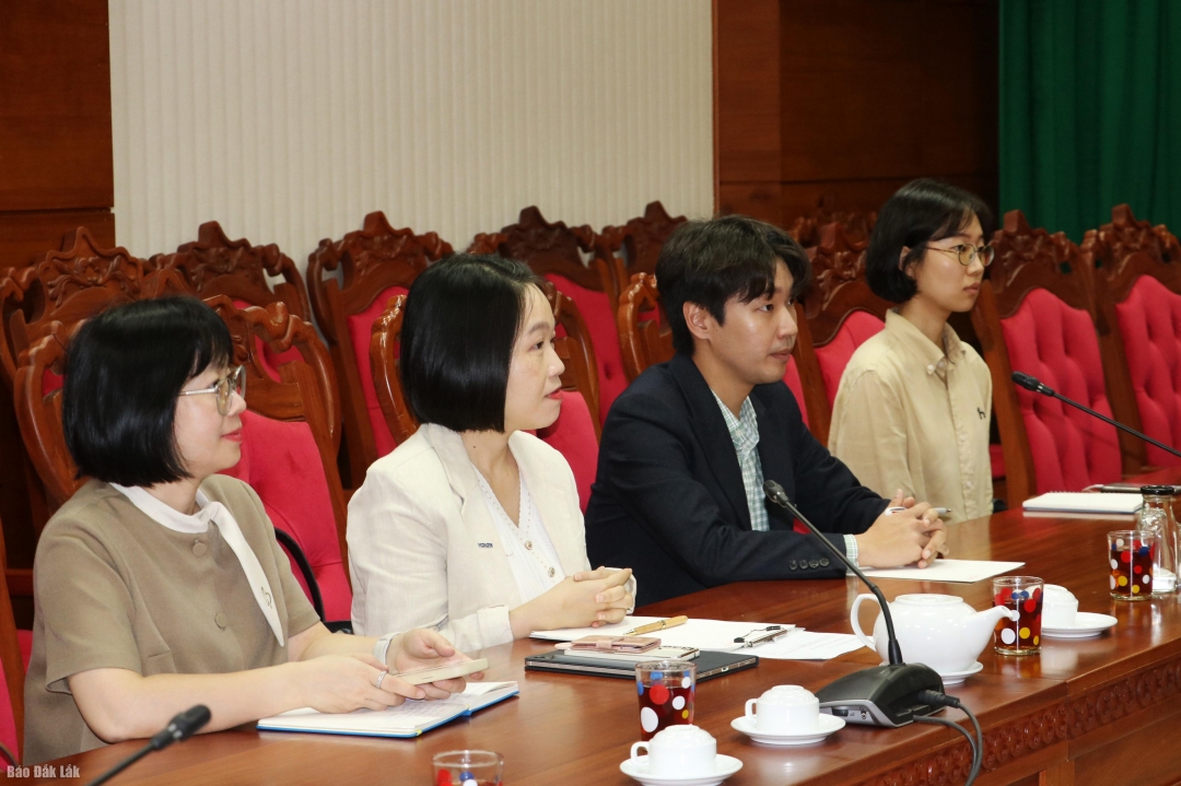 Ông Jung Jaewoo, Phó giám đốc quốc gia Văn phòng KOICA Việt Namcam kết sẽ luôn đồng hành và hỗ trợ hết sức để Dự án có thể thực hiện nhanh chóng và hiệu quả.