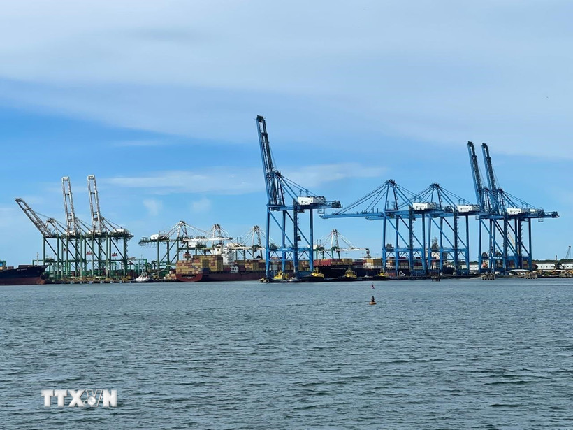 Khu vực cảng biển ở kênh đào Panama. Ảnh: TTXVN