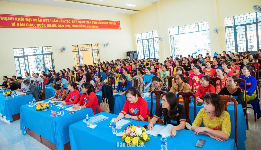 Các đại biểu dự đại hội.