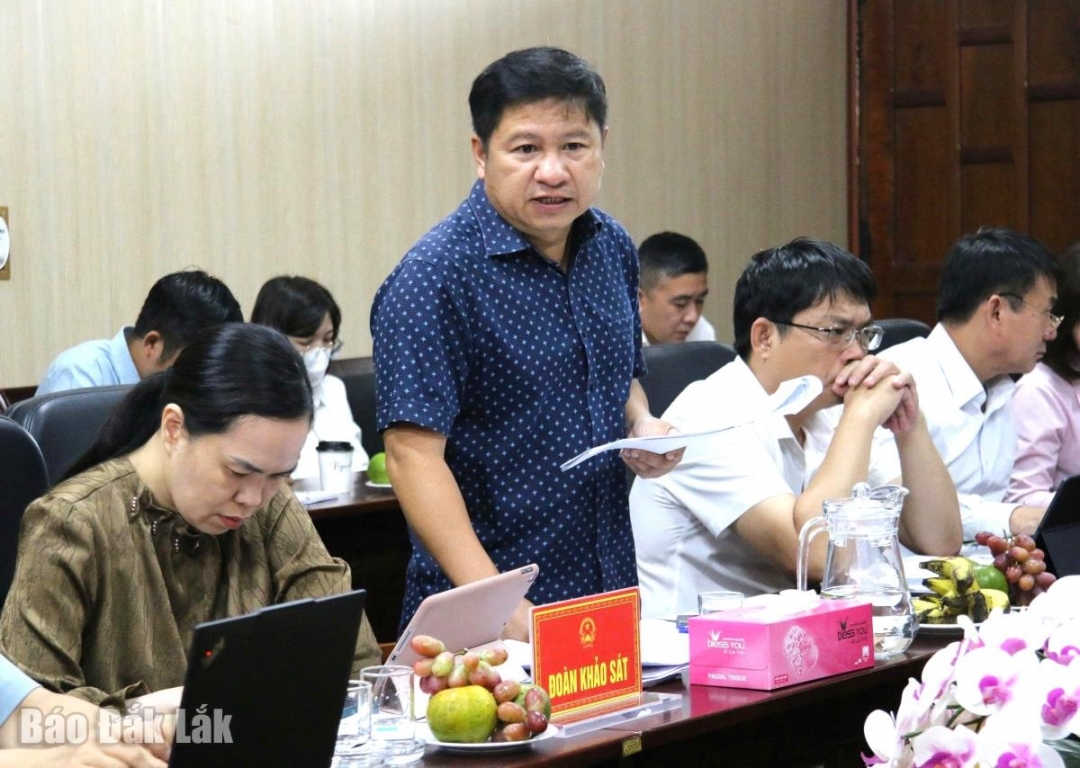 Phó giám đốc Sở Nông nghiệp và Môi trường Lê Minh Đức nêu một số nội dung liên quan.