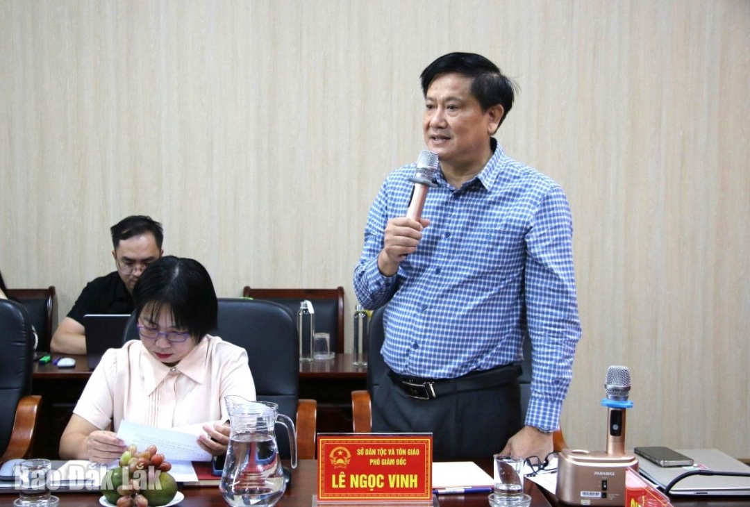 Phó giám đốc Sở Dân tộc và Tôn giáo Lê Ngọc Vinh làm rõ thêm một số nội dung liên quan