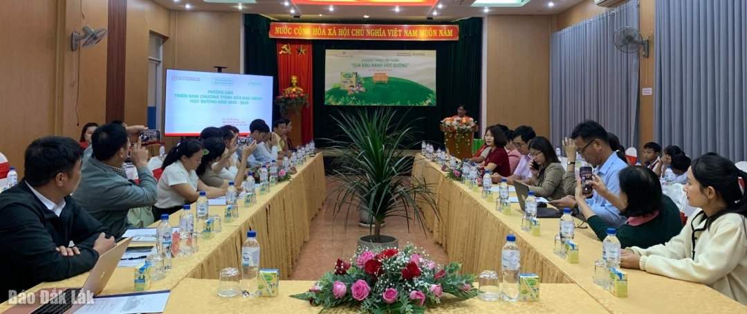 Các đại biểu tham gia lớp tập huấn