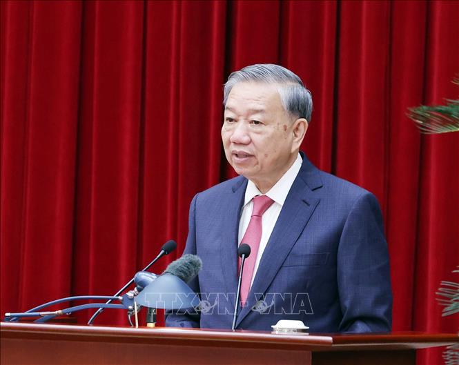 Tổng Bí thư Tô Lâm phát biểu bế mạc Hội nghị lần thứ 13 Ban Chấp hành Trung ương Đảng khóa XIII. Ảnh: TTXVN