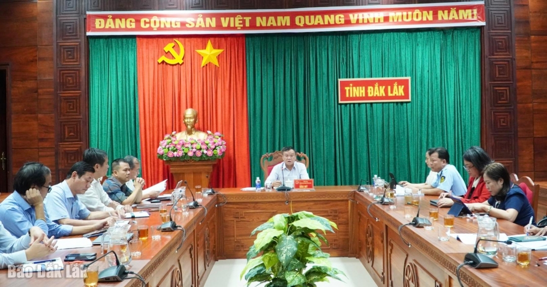 Các đại biểu tham dự hội nghị.