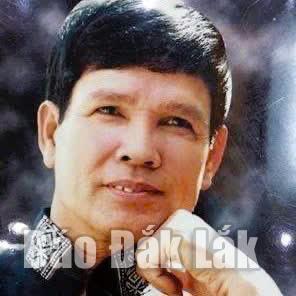 Cố nhà thơ Phạm Doanh.
