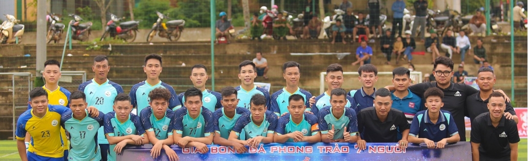 Lucifer FC tiếp bước Xổ số kiến thiết Đắk Lắk vào vòng đấu loại trực tiếp.