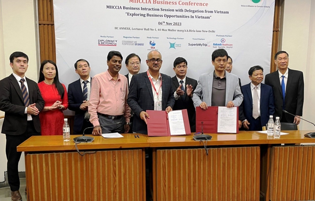 Các doanh nghiệp Việt Nam và Ấn Độ ký kết biên bản ghi nhớ hợp tác. 