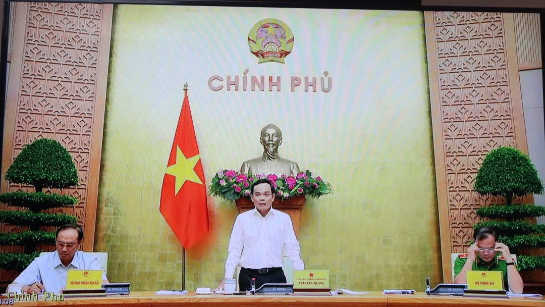 Phó Thủ tướng Chính phủ, Chủ tịch Ủy ban ATGT Quốc gia Trần Lưu Quang phát biểu kết luận hội nghị.