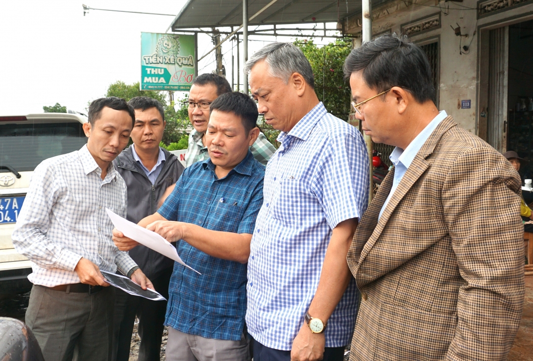 Đoàn đã đi giám sát thực tế Dự án Hỗ trợ phát triển khu vực biên giới – Tiểu dự án tỉnh Đắk Lắk. Dự án được triển khai tại các huyện Krông Búk, Cư M’gar
