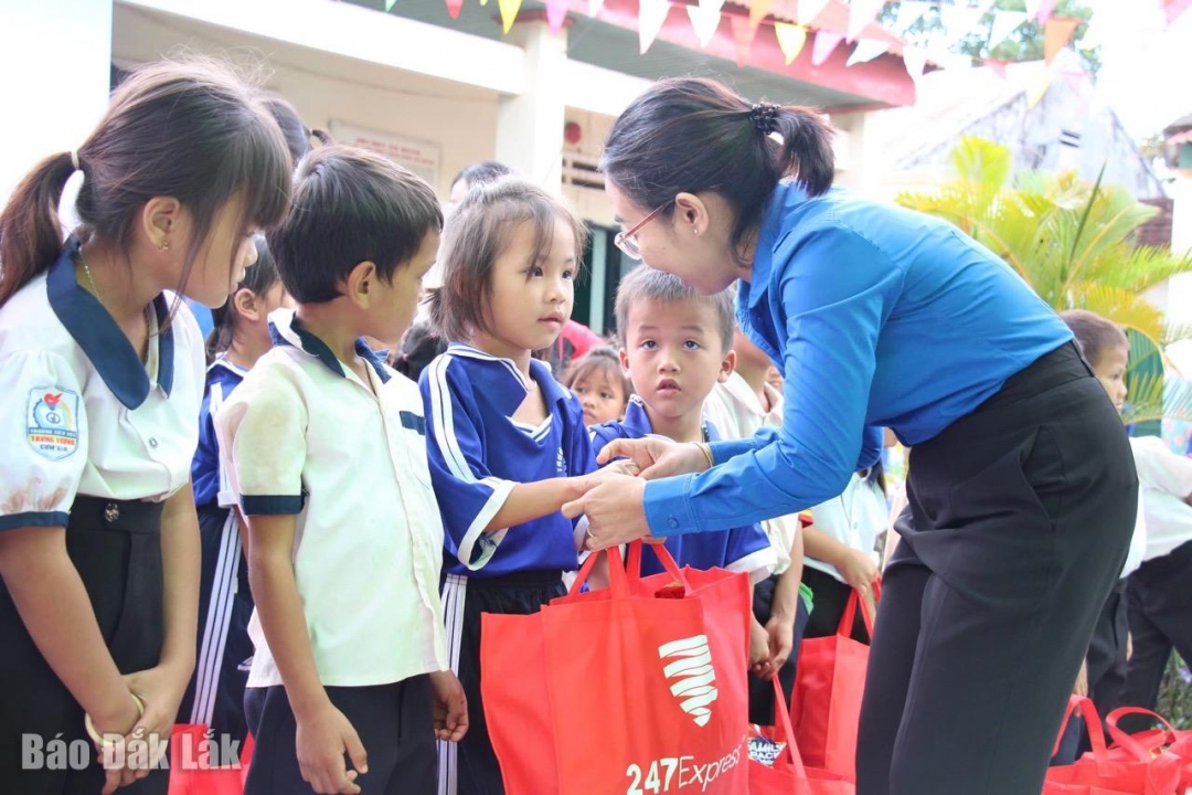 Bí thư Tỉnh Đoàn H Giang Niê