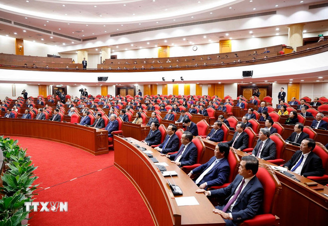 Các đại biểu dự phiên bế mạc Hội nghị lần thứ 14 Ban Chấp hành Trung ương Đảng khóa XIII. Ảnh: TTXVN