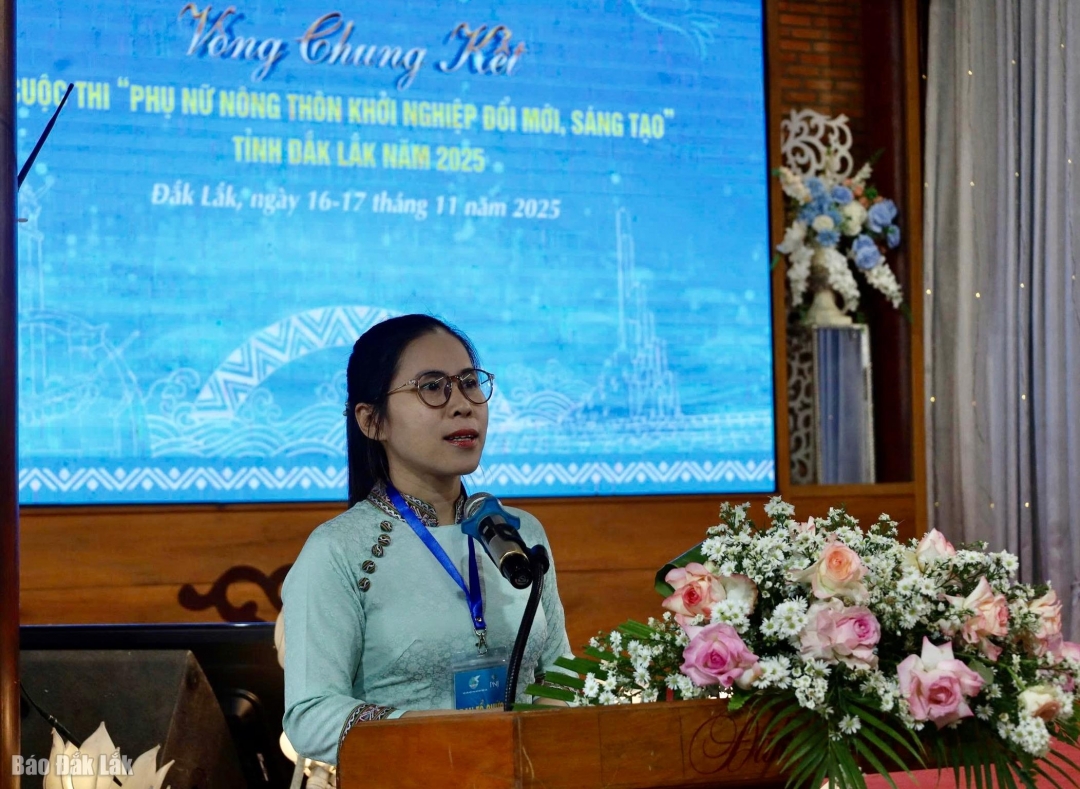 Phó Chủ tịch Hội LHPN tỉnh Võ Thị Ngọc phát biểu tại Cuộc thi.