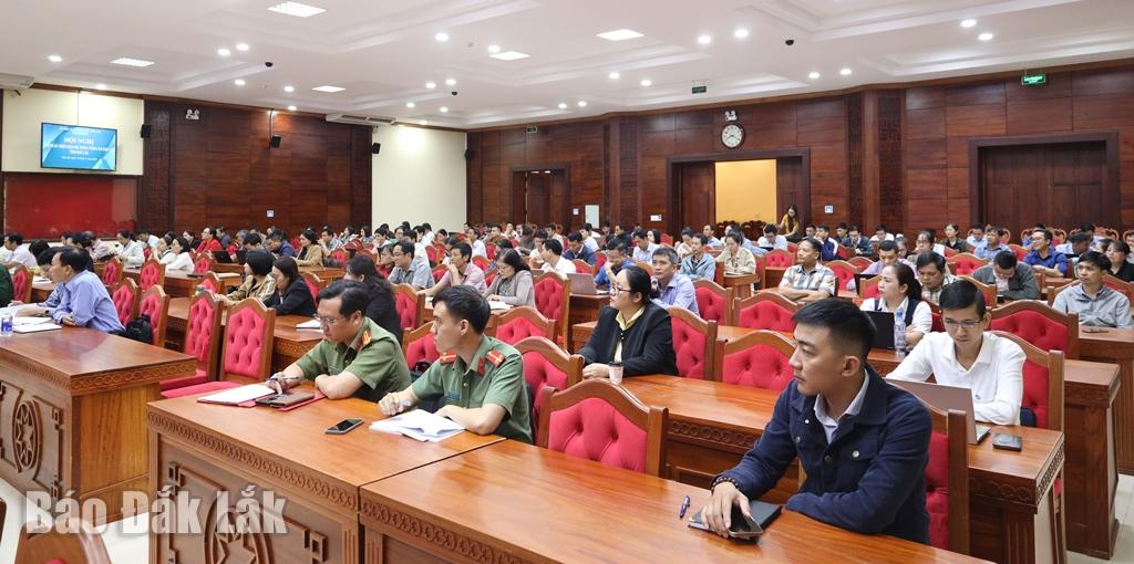 Các đại biểu tham dự tập huấn.