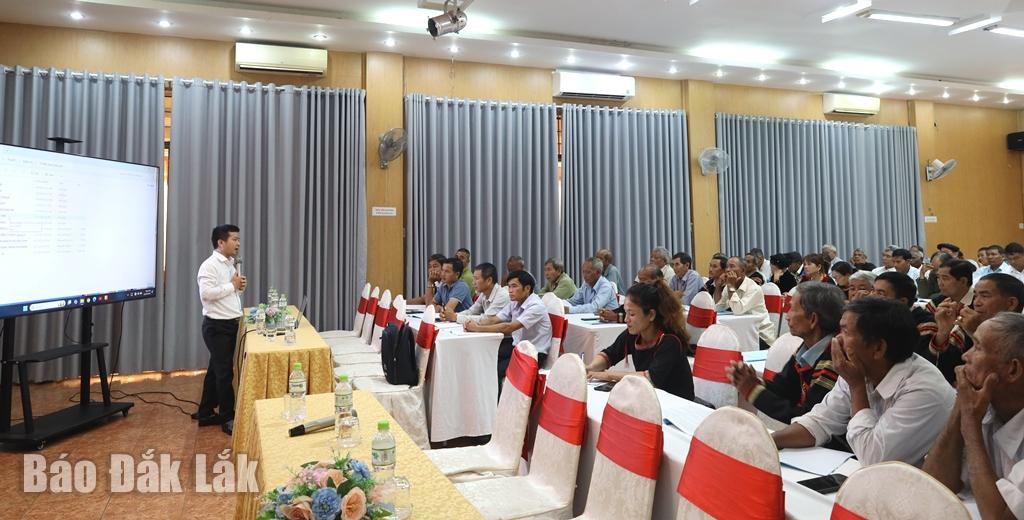 Sở Dân tộc và Tôn giáo tổ chức Hội nghị tập huấn, bồi dưỡng kiến thức cho người có uy tín trong đồng bào dân tộc thiểu số tỉnh Đắk Lắk năm 2025. Ảnh: N. Xuân