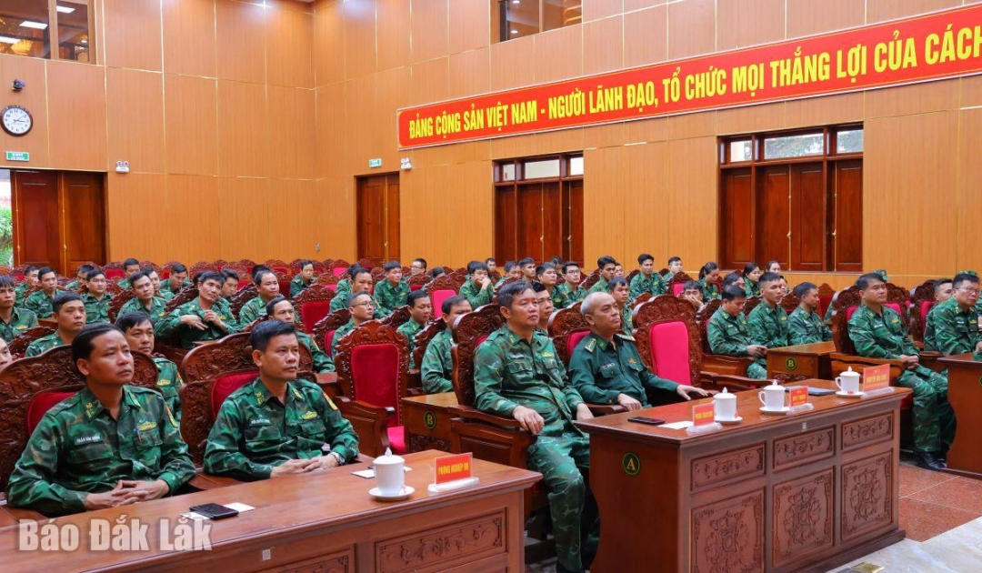 Các đại biểu tham dự lễ phát động.