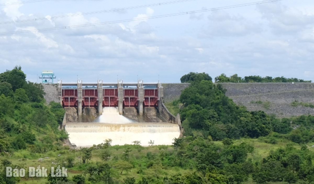 Đập tràn thủy điện Buôn Tua Shar