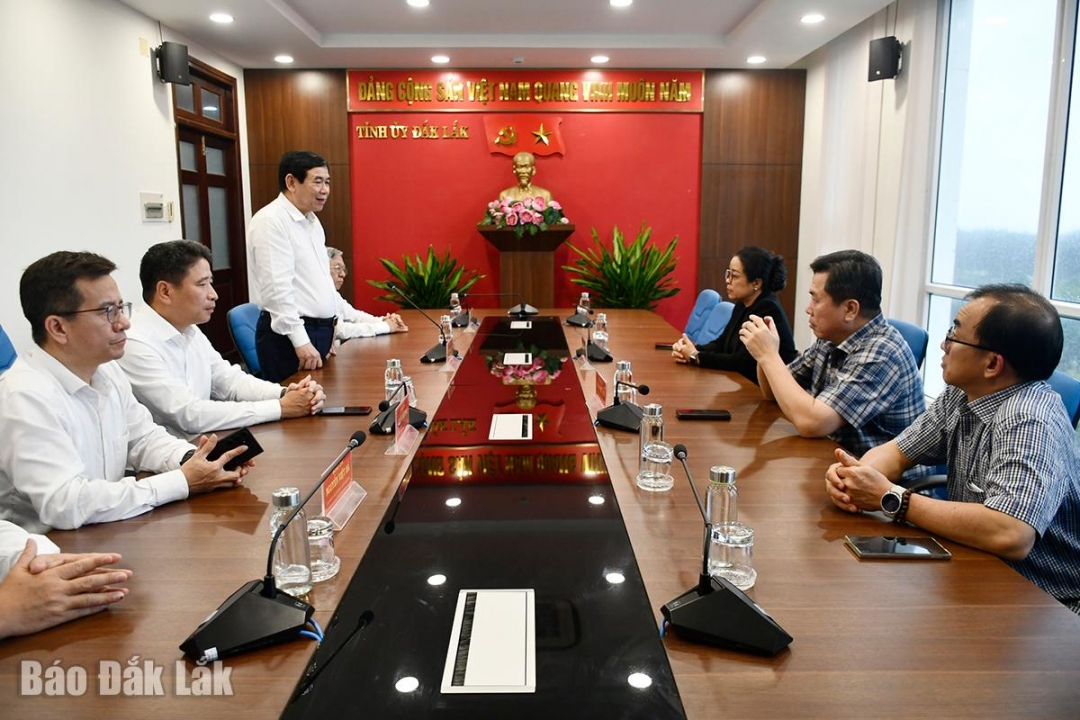 Ông Phan Đức Tú, Bí thư Đảng ủy, Chủ tịch Hội đồng quản trị BIDV, phát biểu tại buổi trao hỗ trợ.