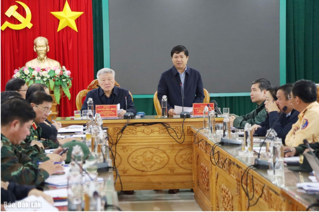 Đồng chí Lương Nguyễn Minh Triết, Ủy viên Trung ương Đảng, Bí thư Tỉnh ủy phát biểu đề xuất kiến nghị.