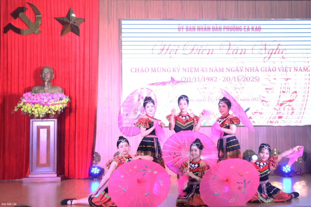 Tiết mục biểu diễn của Trường Mầm non Sơn Ca.