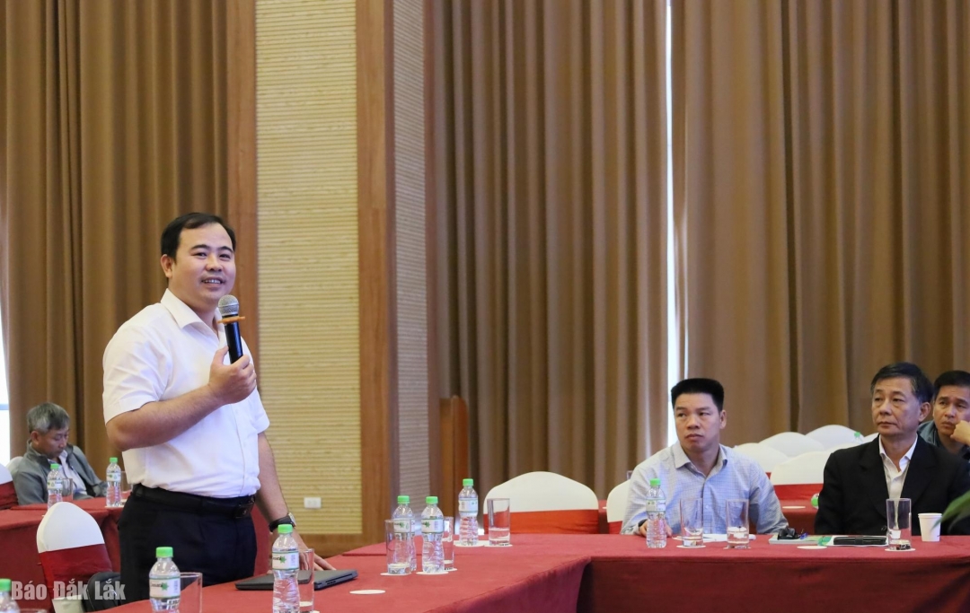 Đại diện địa phương phát biểu ý kiến.