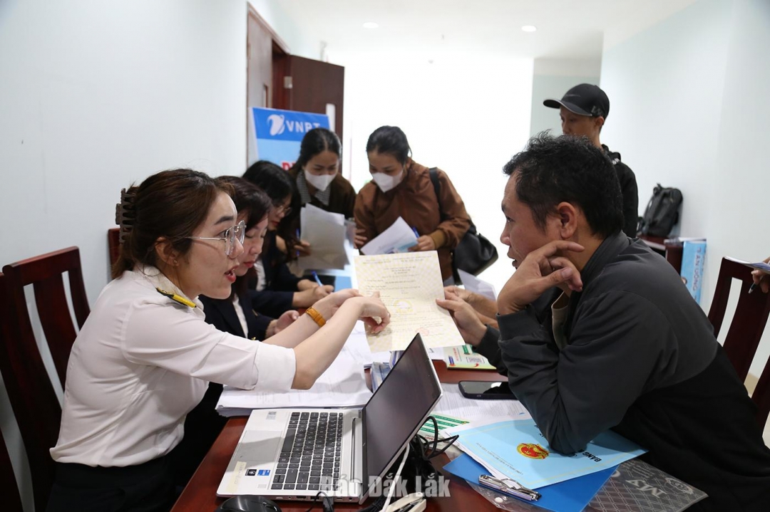 Thuế cơ sở 1 hỗ trợ hộ kinh doanh thủ tục về thuế