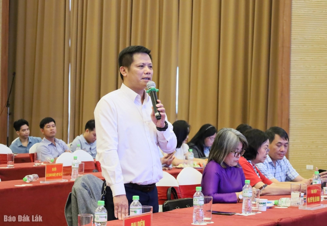 Ông Lê Anh Trung, Chủ tịch Hiệp hội Sầu riêng Đắk Lắk phát biểu ý kiến.