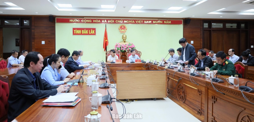 Các đại biểu tham dự hội nghị.