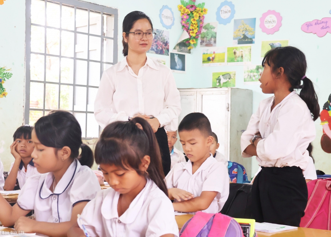 Sở cũng đề nghị và mong muốn các đơn vị quan tâm, động viên các thầy giáo, cô giáo và các cơ sở giáo dục vùng khó khăn.