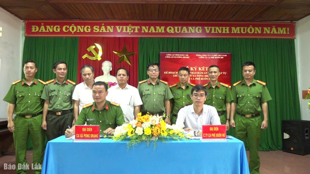 Các đơn vị thực hiện ký kết quy chế phối hợp.