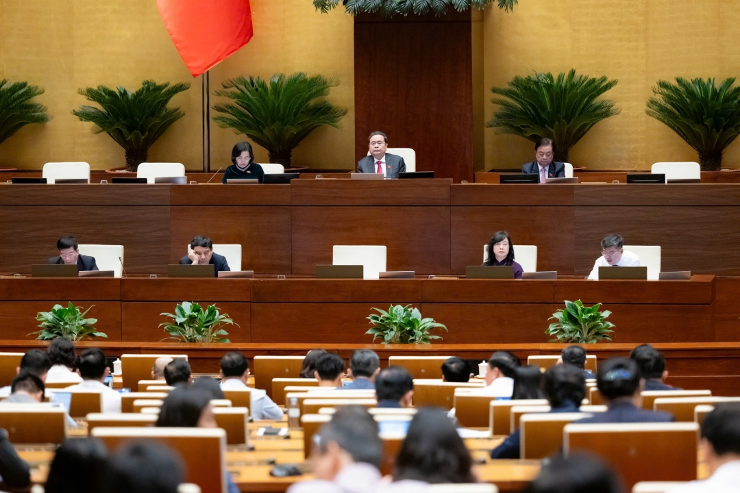 Quang cảnh phiên thảo luận. Ảnh: quochoi.vn