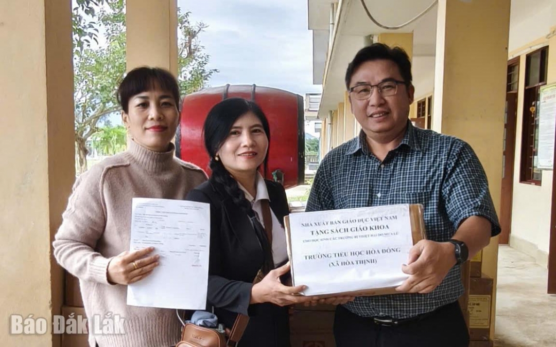 Tiểu học Hòa Đồng