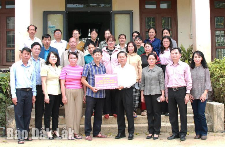 Thứ Trưởng Bộ GD-ĐT Lê Tấn Dũng 