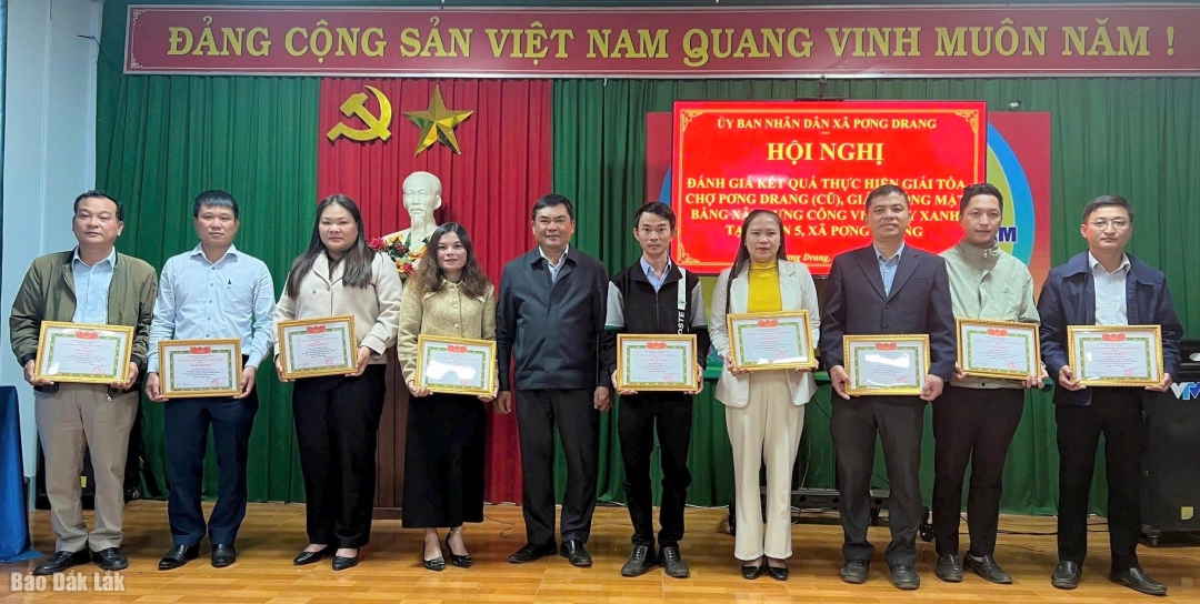 Các cá nhân có thành tích