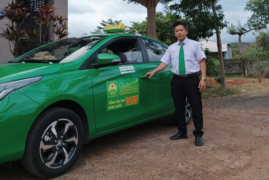 Anh Trần Anh Thái - lái xe của Công ty TNHH Mai Linh Đắk Lắk. 