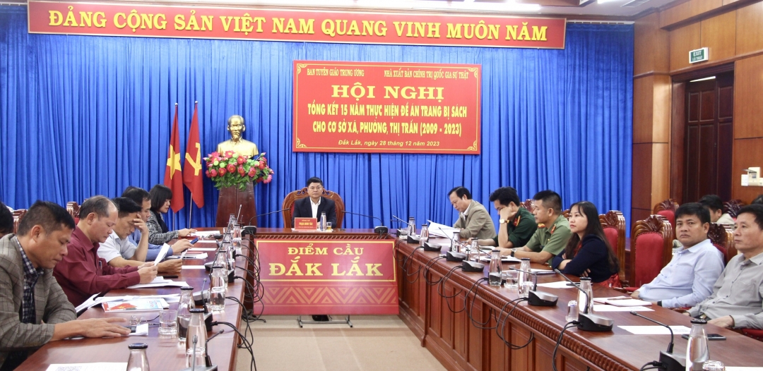 Các đại biểu tham dự Hội nghị tại điểm cầu Đắk Lắk.