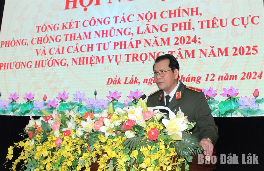 Thiếu tướng Lê Vinh Quy, Ủy viên Ban Thường vụ Tỉnh ủy, Giám đốc Công an tỉnh tham luận nội dung liên quan đến công tác phòng, chống FULRO.